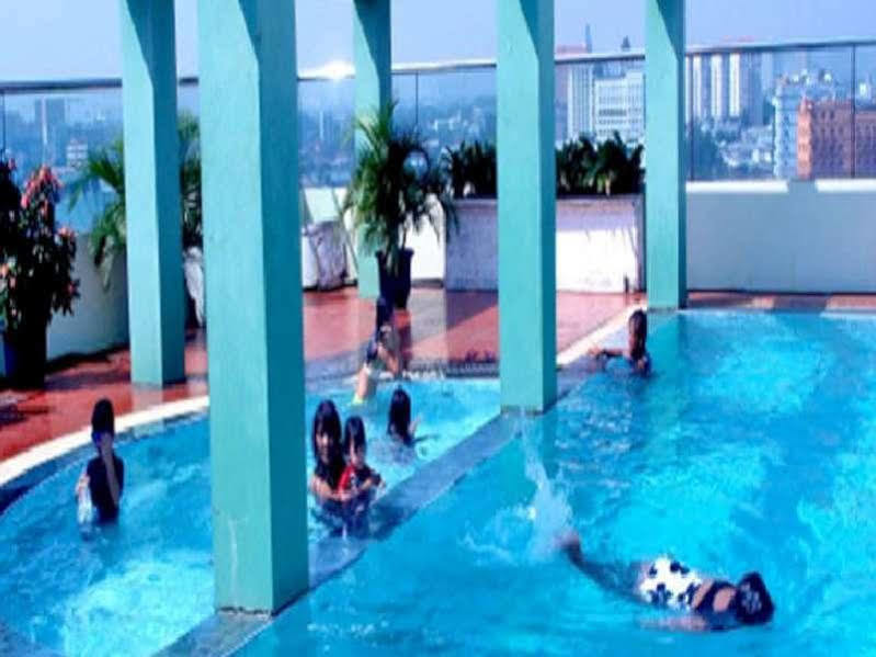 Treva International Otel Cakarta Dış mekan fotoğraf