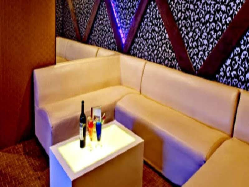 Treva International Otel Cakarta Dış mekan fotoğraf